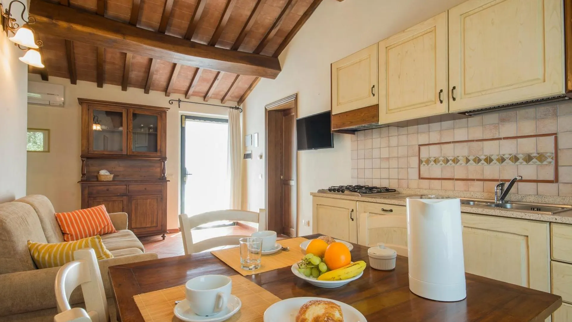 Amazing Chianti Site With Shared Pool - Happy Rentals Castelfiorentino Italy