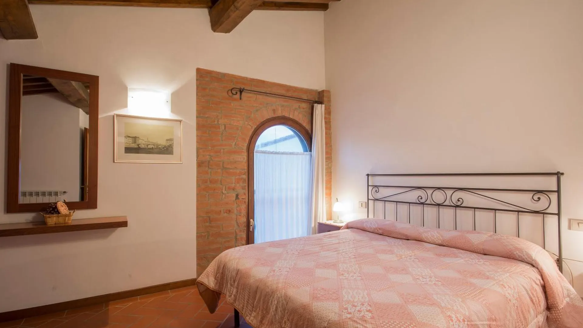 Amazing Chianti Site With Shared Pool - Happy Rentals Castelfiorentino 0*,  Italy