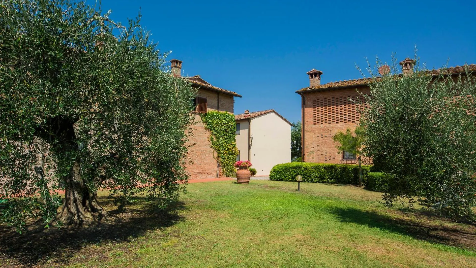 Amazing Chianti Site With Shared Pool - Happy Rentals Castelfiorentino