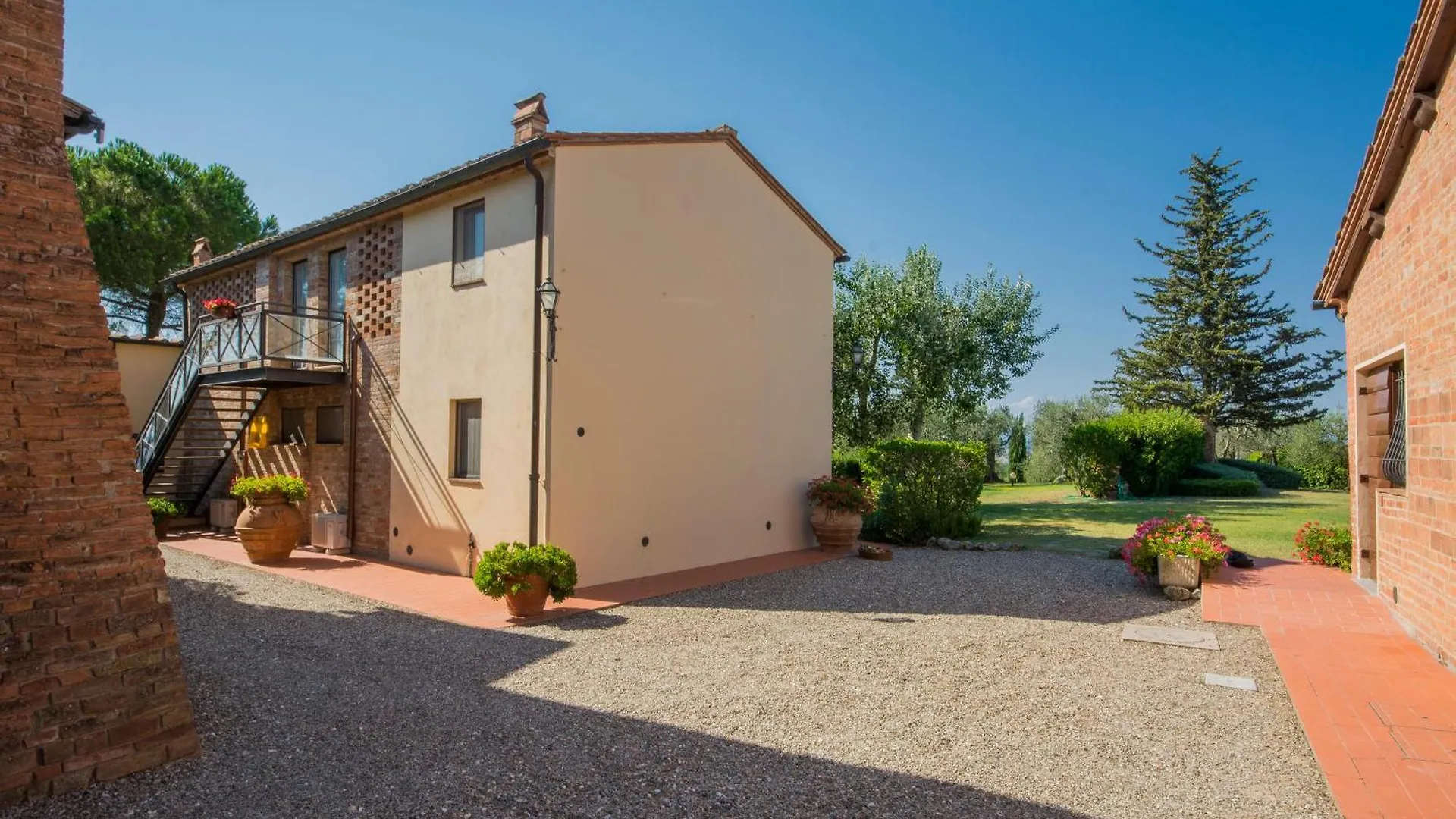 Apartment Amazing Chianti Site With Shared Pool - Happy Rentals Castelfiorentino
