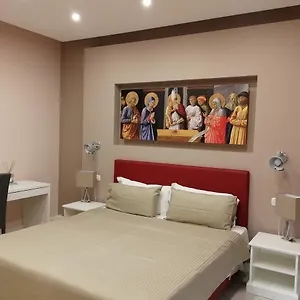 D'elsa Hostel